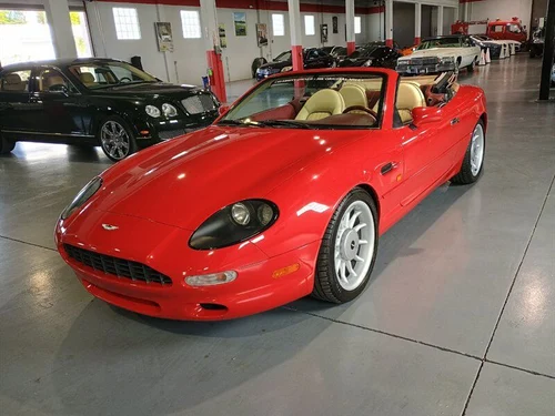 
           
        1997 Aston Martin DB7 Volante