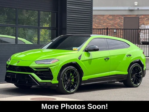 
           
        2022 Lamborghini Urus Pearl Capsule