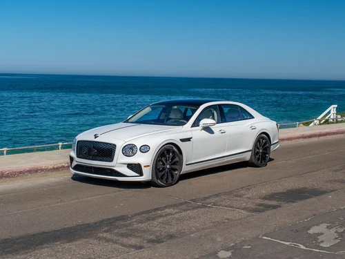 
           New 
        2026 Bentley Flying Spur V8