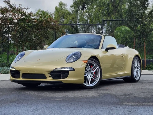 
           
        2013 Porsche 911 Carrera 4S