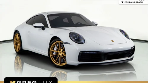 
           
        2021 Porsche 911