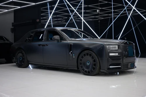 
           
        2023 Rolls-Royce Phantom Mansory