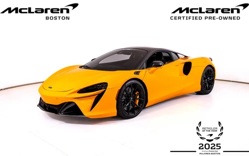 
           
        2024 McLaren Artura