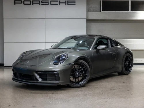 
           
        2024 Porsche 911 Carrera 4 GTS
