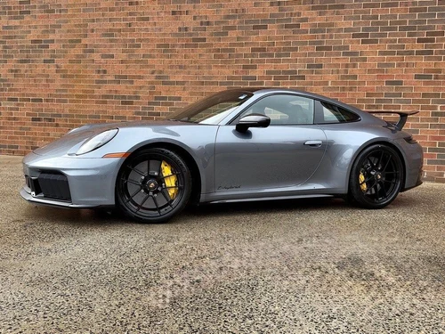 
           New 
        2026 Porsche 911 Carrera GTS