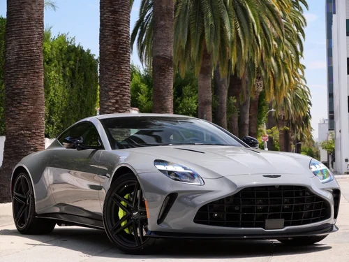 
           New 
        2026 Aston Martin Vantage