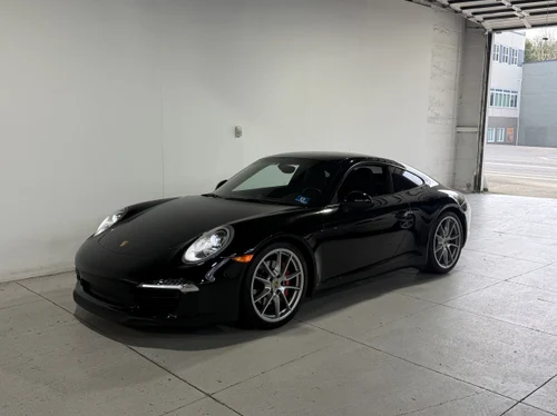 
           
        2015 Porsche 911 Carrera S