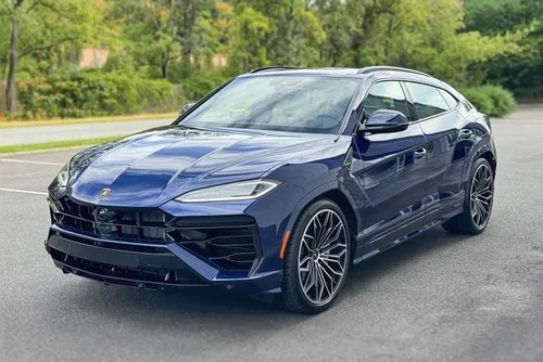 
           
        2025 Lamborghini Urus SE