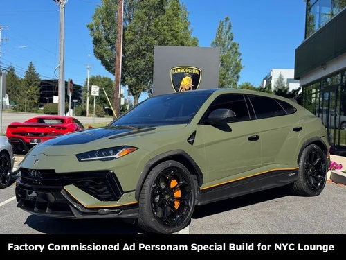 
           
        2024 Lamborghini Urus Performante