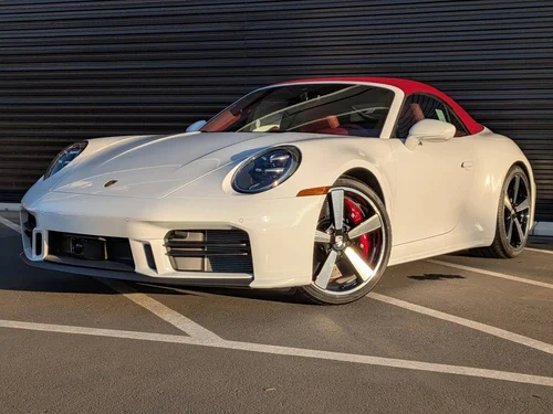
           New 
        2026 Porsche 911