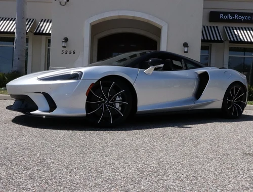 
           New 
        2025 McLaren GTS Coupe