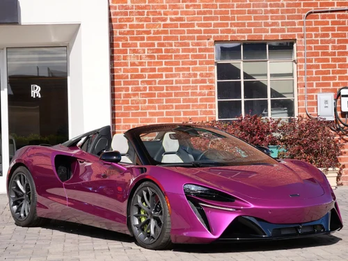 
           New 
        2026 McLaren Artura Vision