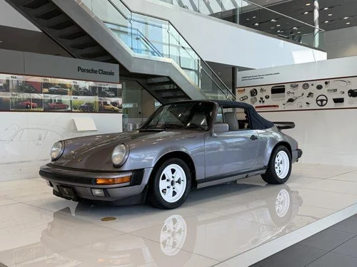 
           
        1988 Porsche 911 Carrera