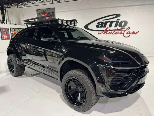 
           
        2022 Lamborghini Urus
