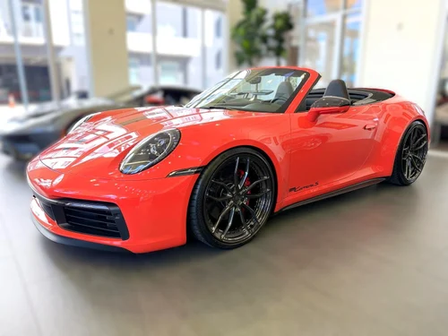 
           
        2021 Porsche 911