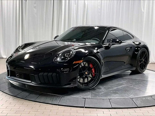 
           
        2026 Porsche 911 Carrera 4 GTS