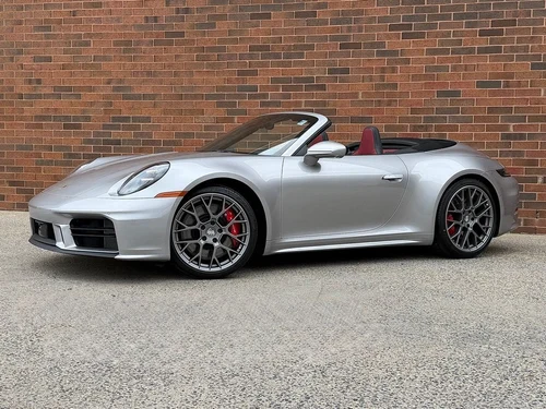 
           New 
        2026 Porsche 911 Carrera 4S