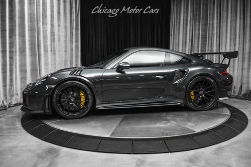 
           
        2018 Porsche 911