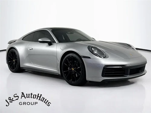 
           
        2022 Porsche 911 Carrera