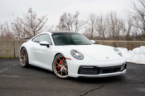 
           
        2021 Porsche 911
