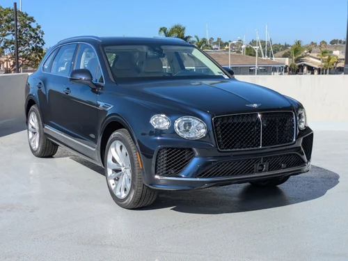 
           New 
        2025 Bentley Bentayga V8