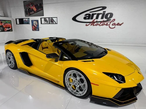 
           
        2015 Lamborghini Aventador