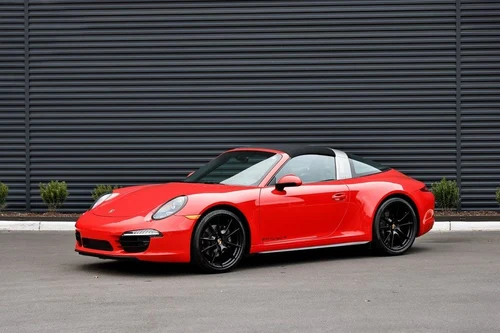 
           
        2016 Porsche 911 Targa 4
