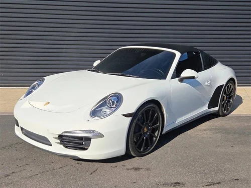 
           
        2015 Porsche 911 Targa 4S