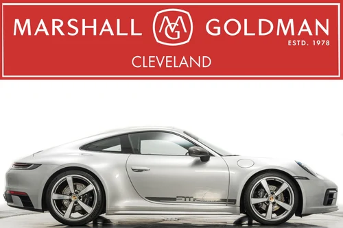 
           
        2023 Porsche 911 Carrera T -7