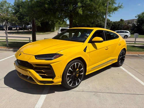 
           
        2021 Lamborghini Urus
