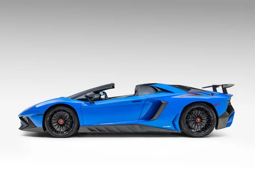 
           
        2017 Lamborghini Aventador