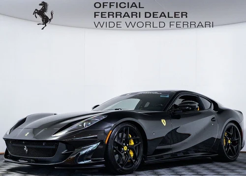 
           
        2020 Ferrari 812 Superfast Base