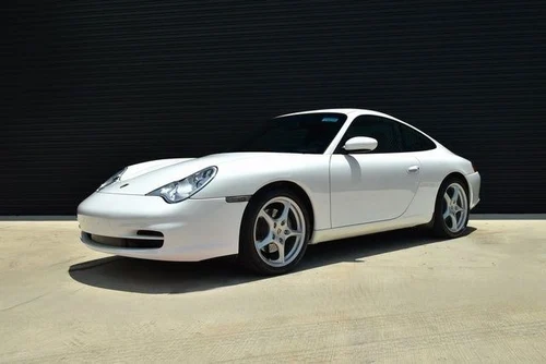
           
        2002 Porsche 911