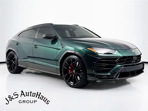 
           
        2022 Lamborghini Urus