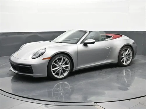 
           
        2020 Porsche 911