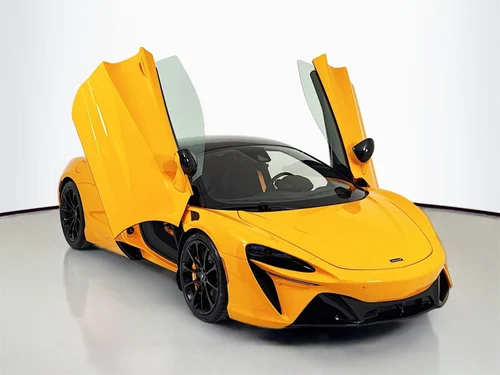 
           New 
        2026 McLaren Artura