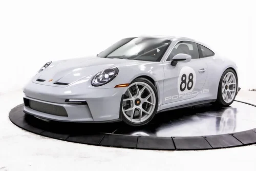 
           
        2024 Porsche 911