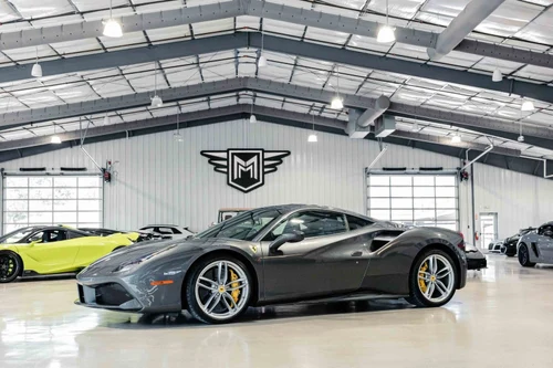 
           
        2016 Ferrari 488 GTB
