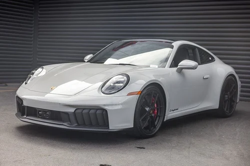 
           New 
        2026 Porsche 911 Carrera GTS