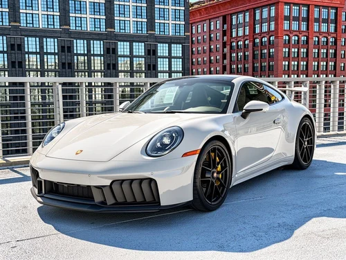 
           
        2025 Porsche 911 Carrera GTS