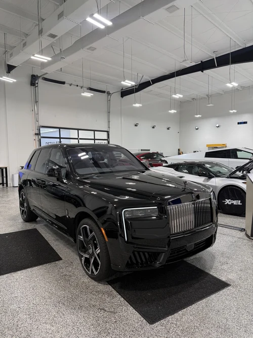 
           
        2026 Rolls-Royce Cullinan Black Badge Starlight