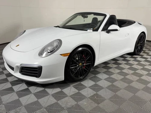
           
        2019 Porsche 911