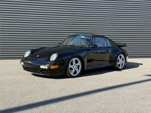 
           
        1998 Porsche 911 Carrera S