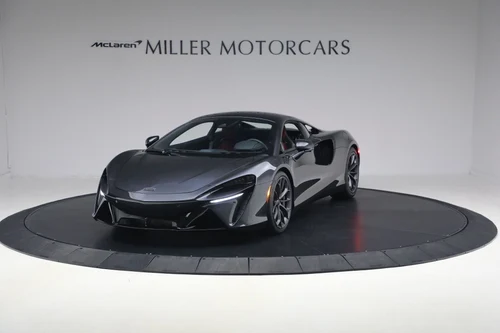 
           New 
        2026 McLaren ARTURA TECHLUX