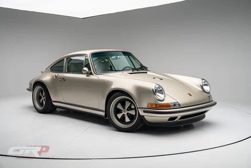 
           
        1991 Porsche 911