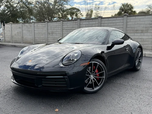 
           
        2020 Porsche 911 Carrera