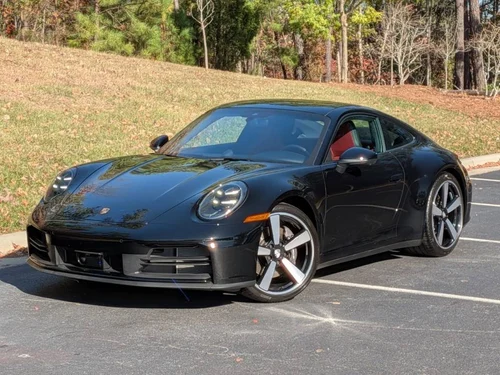 
           
        2025 Porsche 911