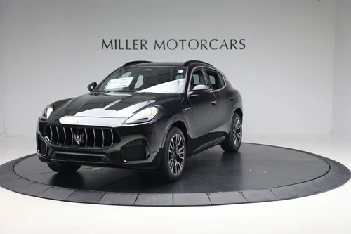 
           New 
        2025 Maserati Grecale