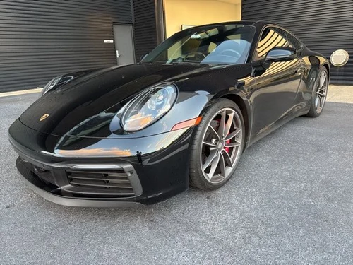 
           
        2020 Porsche 911 Carrera 4S