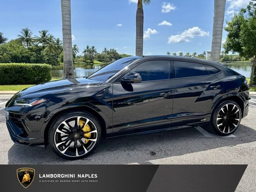 
           
        2024 Lamborghini Urus S